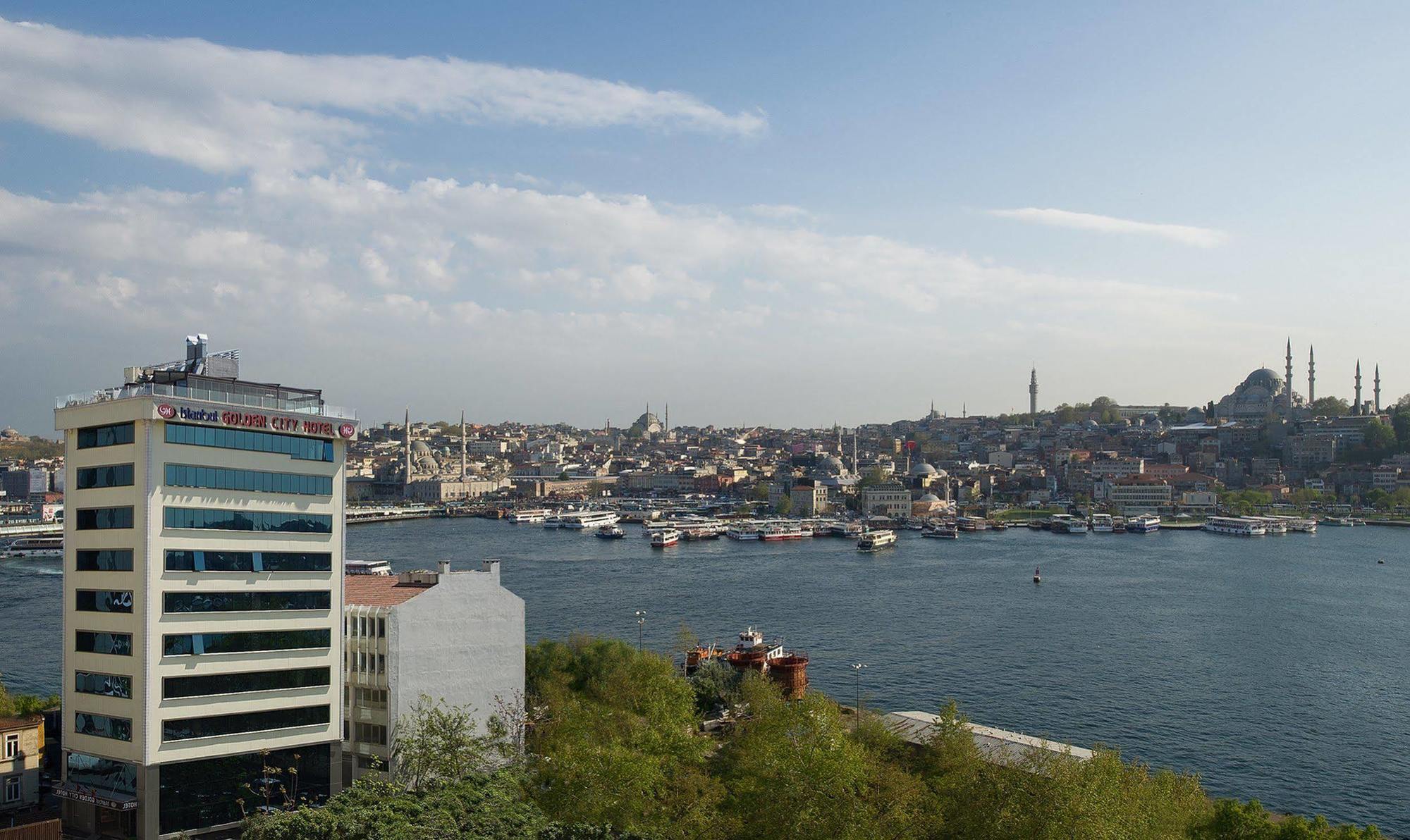 イスタンブール ゴールデン シティ ホテル エクステリア 写真